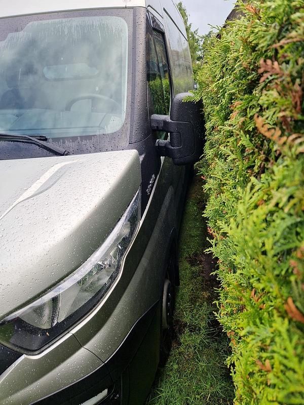 Gebraucht Iveco Daily 180 PS (132 kW) 2017 Silber Van