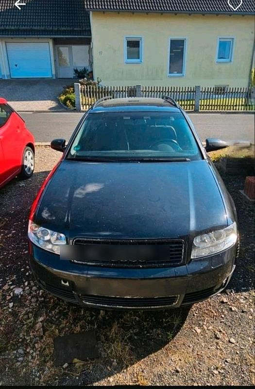 Schwarz Gebraucht 2001 Audi A4 Kombi | 500 € (Superpreis) - Bild 1/4