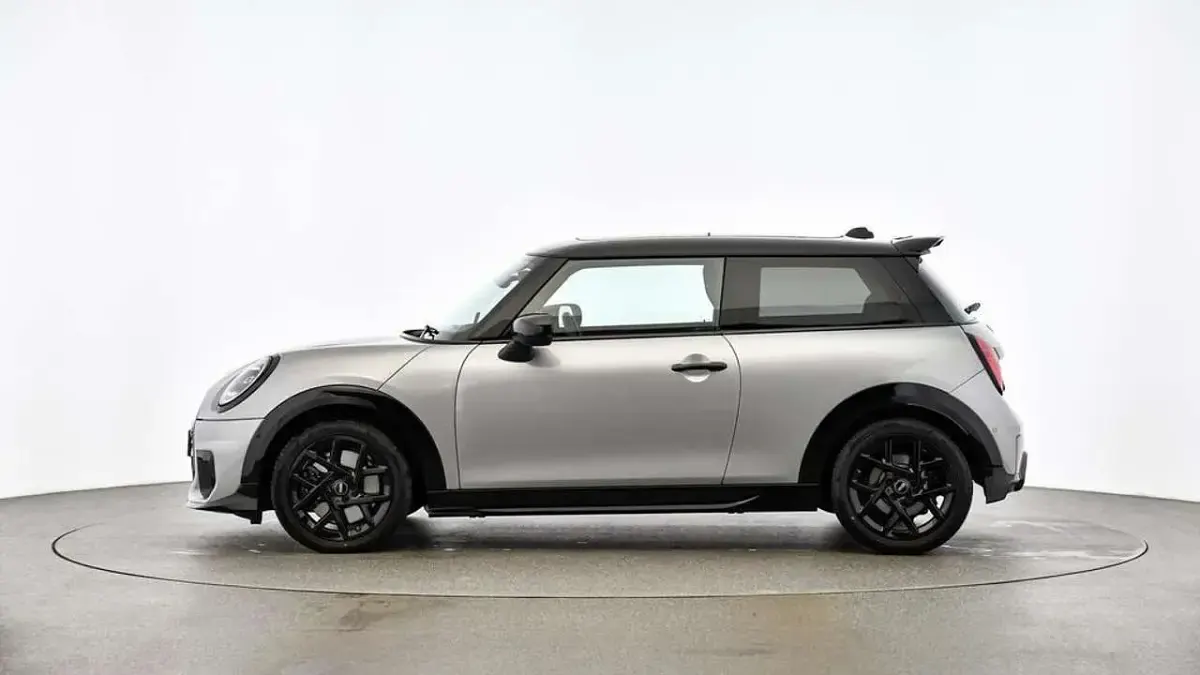Gebraucht Mini John Cooper Works 204 PS (150 kW) 2024 Grau Kleinwagen