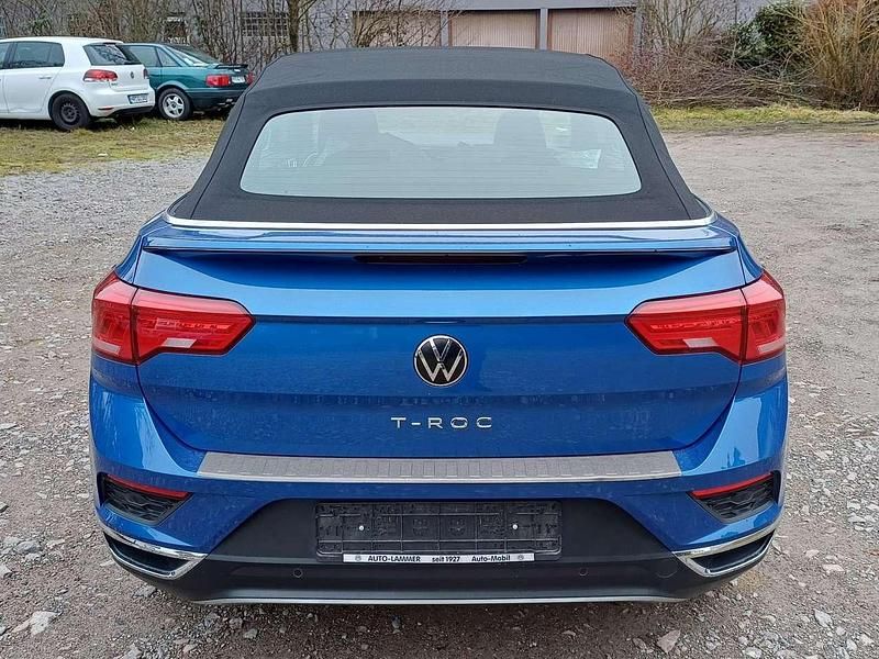 Gebraucht VW T-Roc Cabriolet Active 150 PS (110 kW) 2021 Ravennablau metallic Cabrio