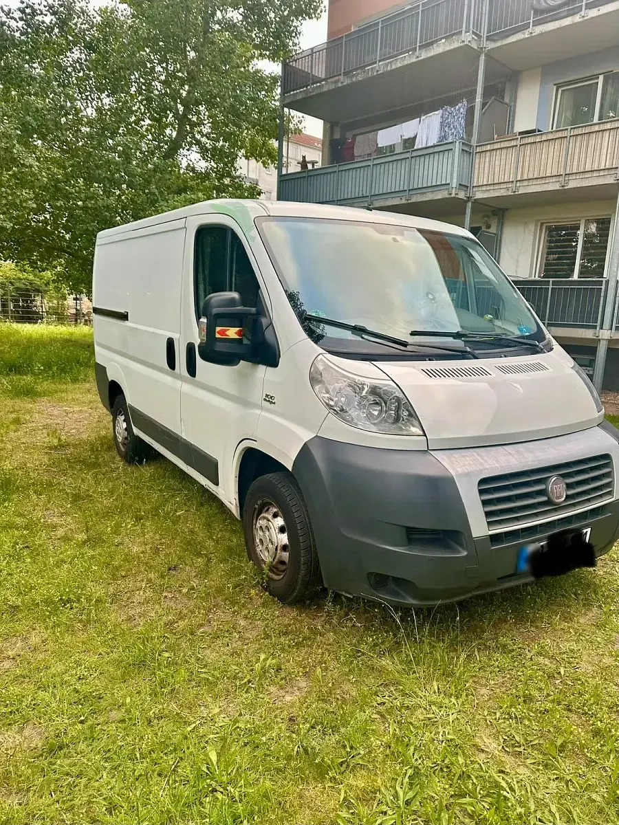 Gebraucht Fiat Ducato 100 PS (73 kW) 2010 Weiß Van