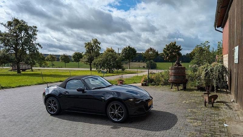 Schwarz Gebraucht 2017 Mazda MX5 Cabrio | 19.500 € (Guter Preis) - Bild 1/4