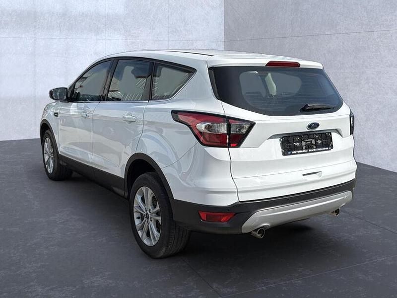 Gebraucht Ford Kuga Titanium 179 PS (131 kW) 2018 Andere SUV