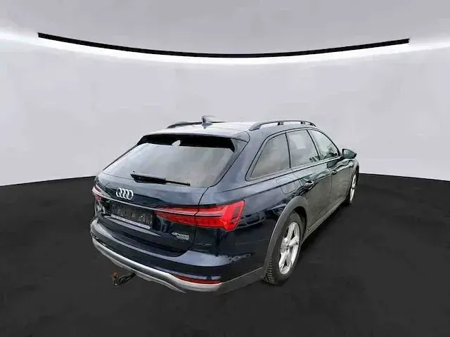 Gebraucht Audi A6 Allroad Ambiente 204 PS (150 kW) 2023 Firmamentblau metallic Kombi