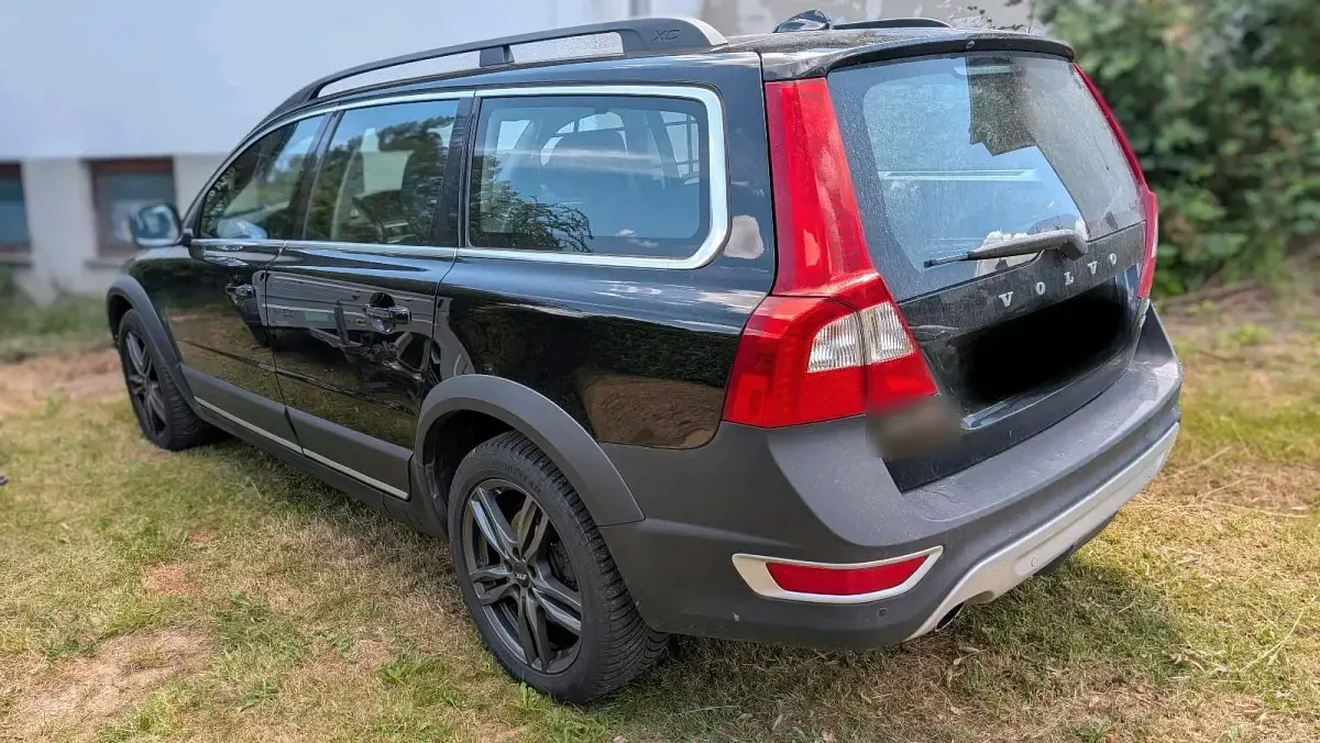 Gebraucht Volvo XC70 163 PS (119 kW) 2012 Schwarz Kombi