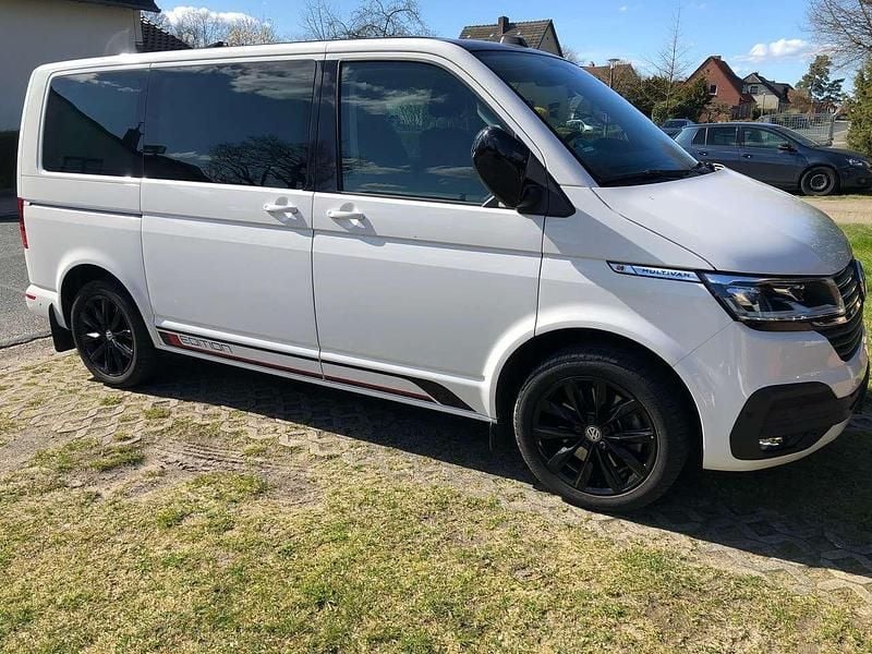 Gebraucht VW Multivan Edition 150 PS (110 kW) 2020 Weiß Van / Kleinbus