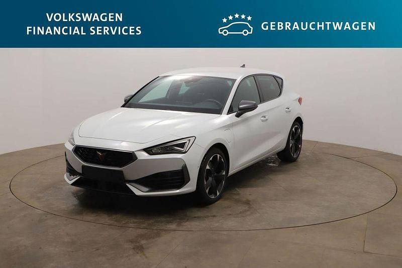 Weiß Gebraucht 2022 Cupra Leon Limousine | 25.249 € (Guter Preis) - Bild 1/4