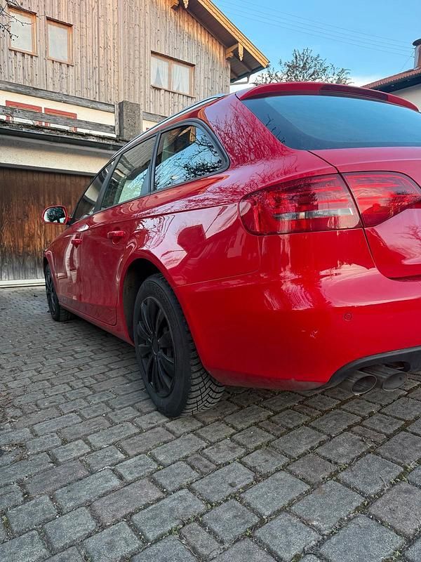 Gebraucht Audi A4 143 PS (105 kW) 2008 Rot Kombi