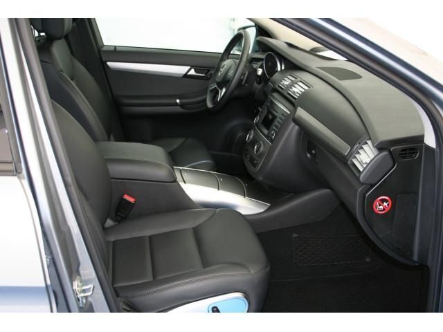 Gebraucht Mercedes R300 190 PS (139 kW) 2010 Silber metallic Kombi