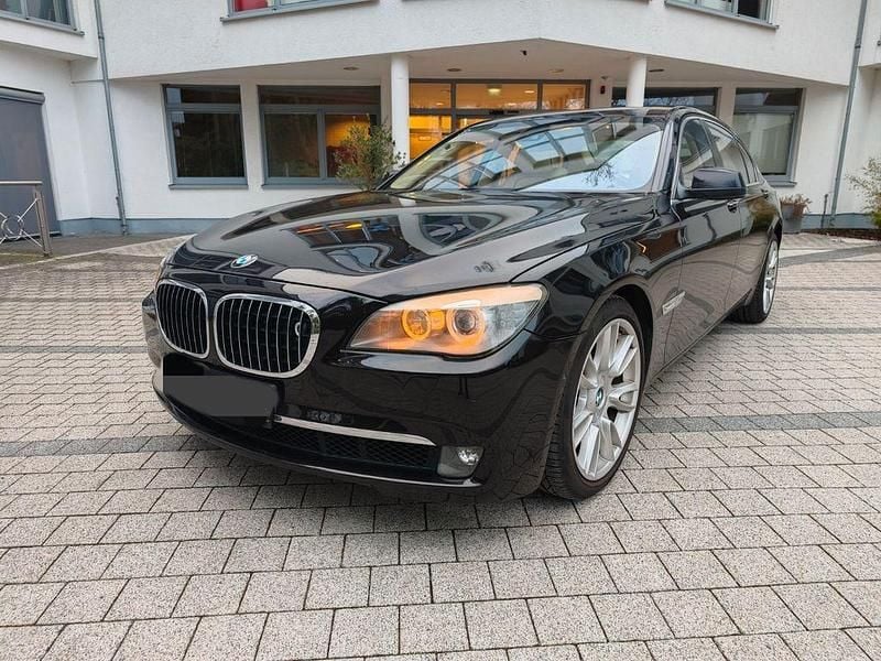 Gebraucht BMW 760L 544 PS (400 kW) 2010 Schwarz Limousine