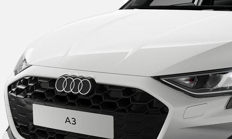 Neu Audi A3 Ambiente 116 PS (85 kW) 2025 Brillantschwarz Limousine