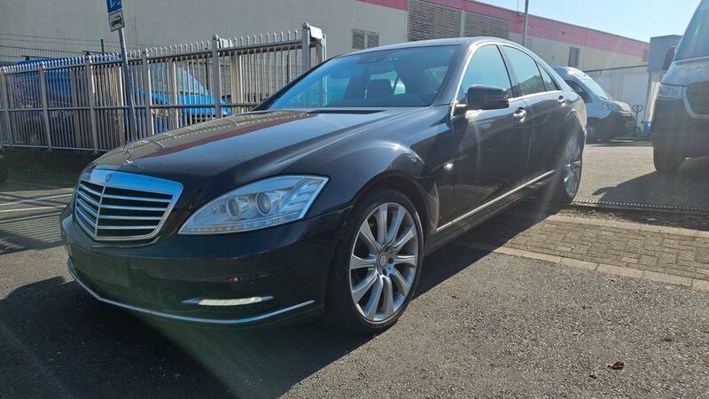 Schwarz Gebraucht 2009 Mercedes S400 Limousine | 7.995 € (Guter Preis) - Bild 1/4