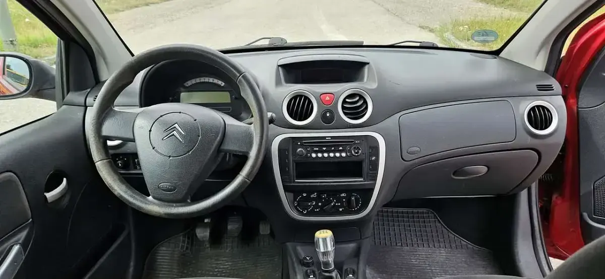 Gebraucht Citroën C2 VTR Sport 60 PS (44 kW) 2009 Rot Kleinwagen
