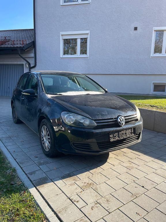 Schwarz Gebraucht 2009 VW Golf VI Trendline Limousine | 2.369 € (Superpreis) - Bild 1/4