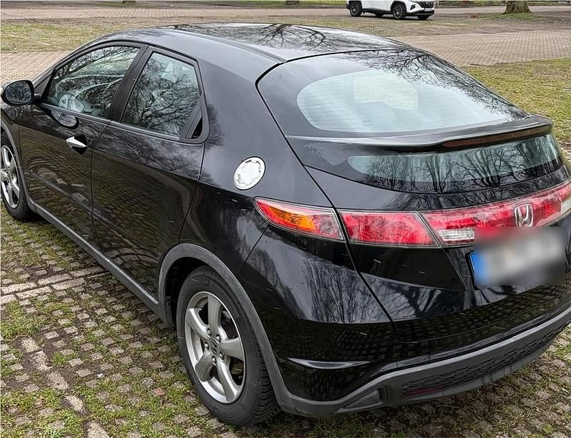 Gebraucht Honda Civic 73 PS (53 kW) 2007 Schwarz Limousine