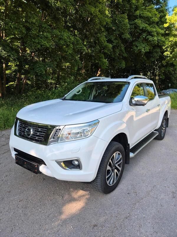 Weiß Gebraucht 2019 Nissan Navara Tekna Abholung | 28.900 € (Fairer Preis) - Bild 1/4