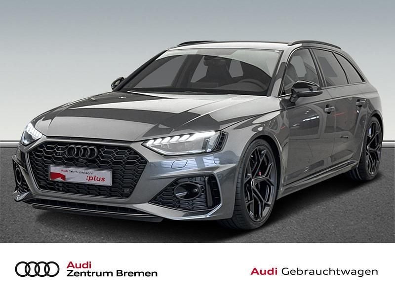 Daytonagrau perleffekt (grau) Gebraucht 2026 Audi RS4 Competition Kombi | 89.450 € - Bild 1/4