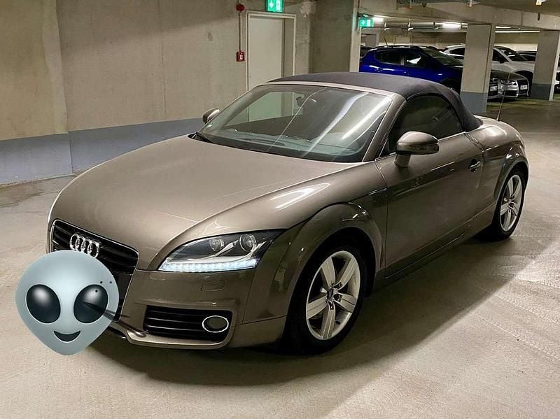 Gebraucht Audi TT Roadster 160 PS (117 kW) 2011 Grau Cabrio