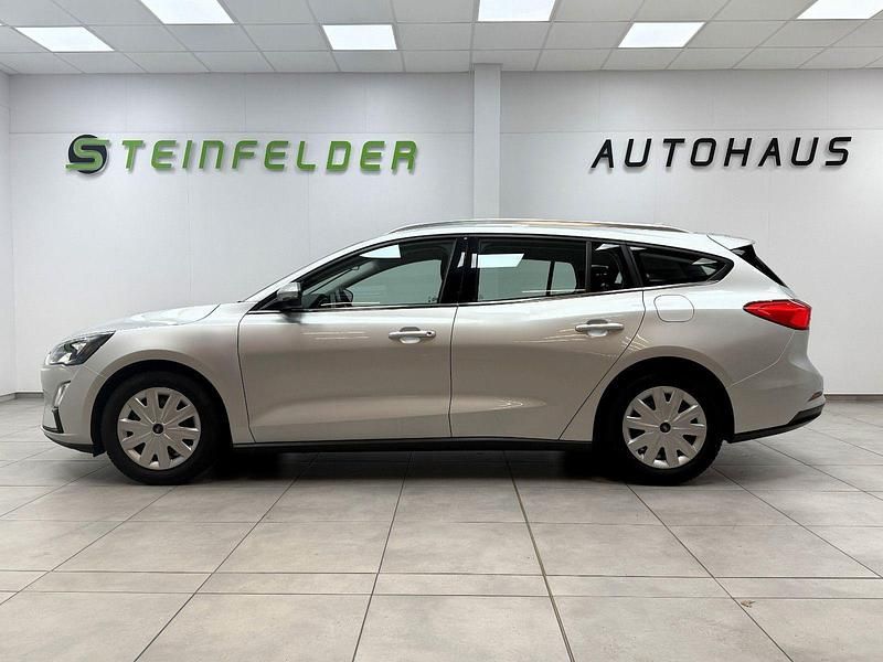Gebraucht Ford Focus Cool & Connect 125 PS (91 kW) 2022 Silber Kombi