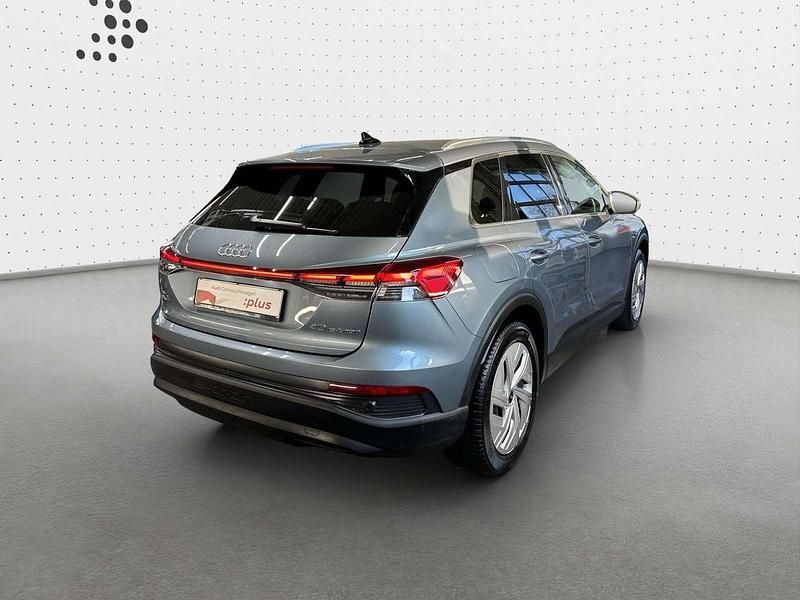 Gebraucht Audi Q4 e-tron Ambiente 150 kW (204 PS) 2022 Geysirblau metallic SUV