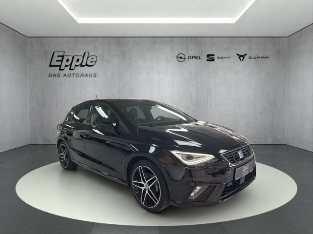 Schwarz Gebraucht 2022 Seat Ibiza FR Limousine | 17.490 € (Fairer Preis) - Bild 1/4