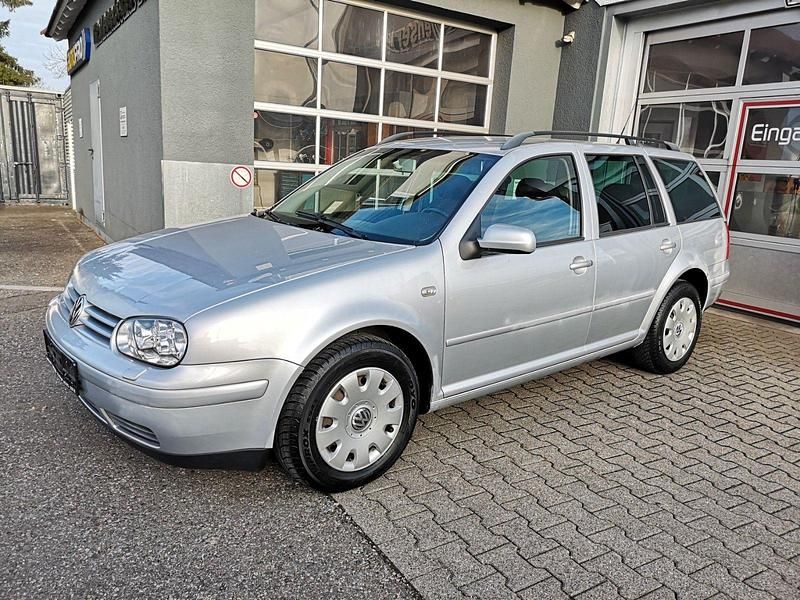 Silber Gebraucht 2005 VW Golf IV Pacific Kombi | 2.950 € (Etwas zu teuer) - Bild 1/4