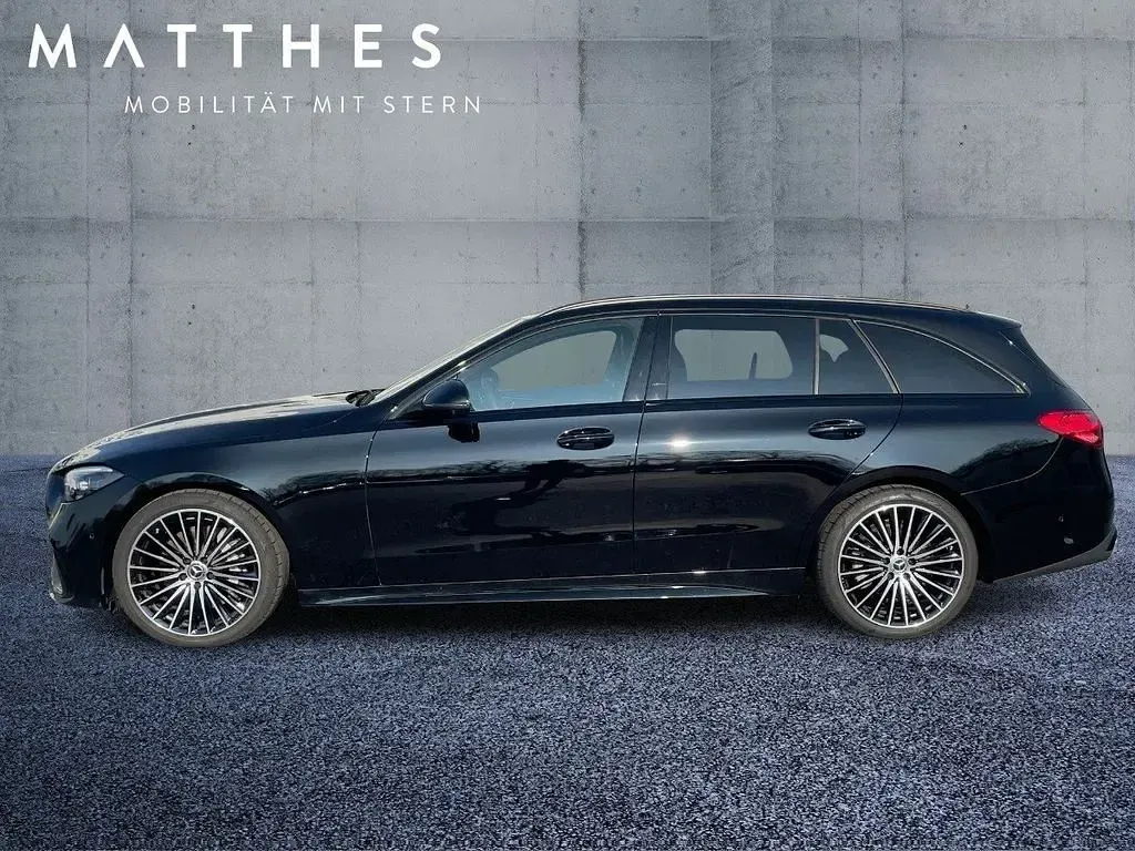Gebraucht Mercedes C220 AMG 200 PS (147 kW) 2025 Schwarz Kombi