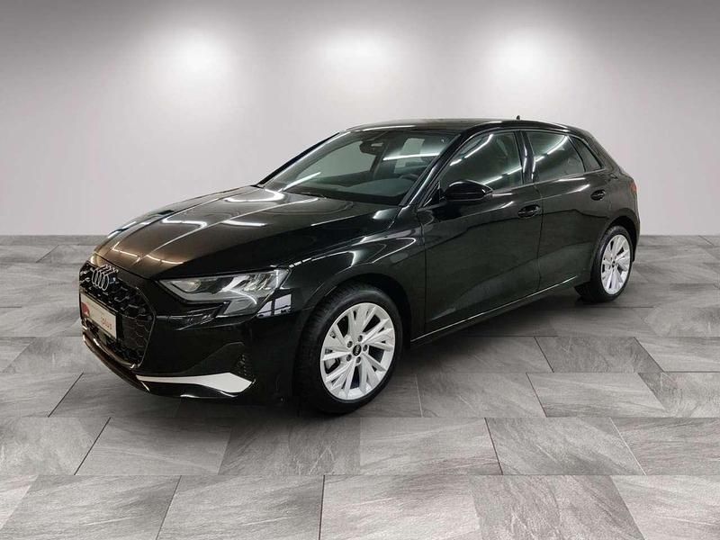 Gebraucht Audi A3 Advanced Plus 116 PS (85 kW) 2025 0e mythosschwarz metallic Limousine