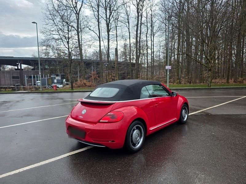 Gebraucht VW Beetle Cabriolet 105 PS (77 kW) 2014 Rot Cabrio