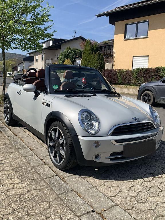 Second-hand Mini One Cabriolet 90 CP (66 kW) 2008 Argintiu Cabrio