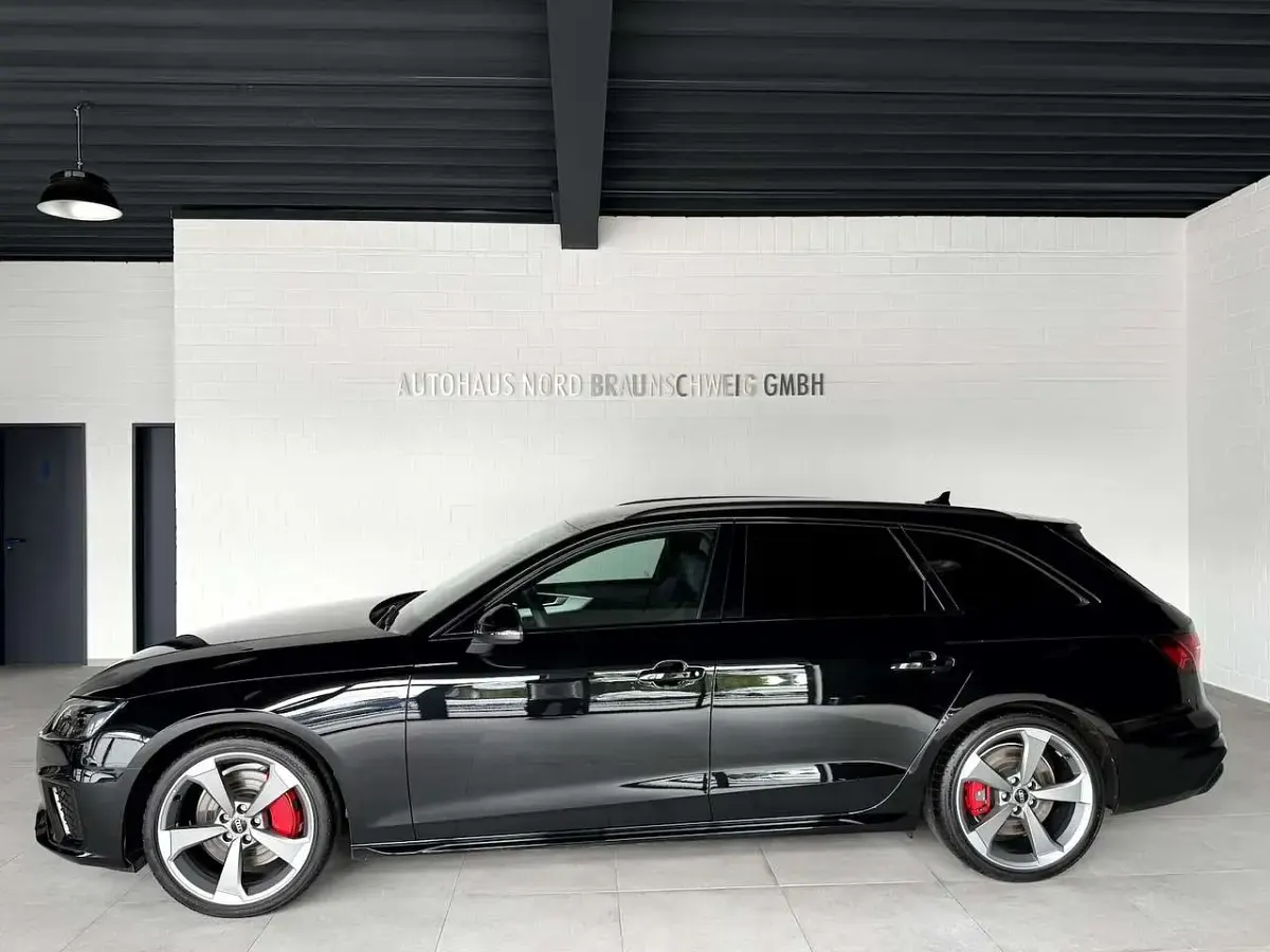Gebraucht Audi A4 Competition 265 PS (194 kW) 2024 Schwarz Limousine