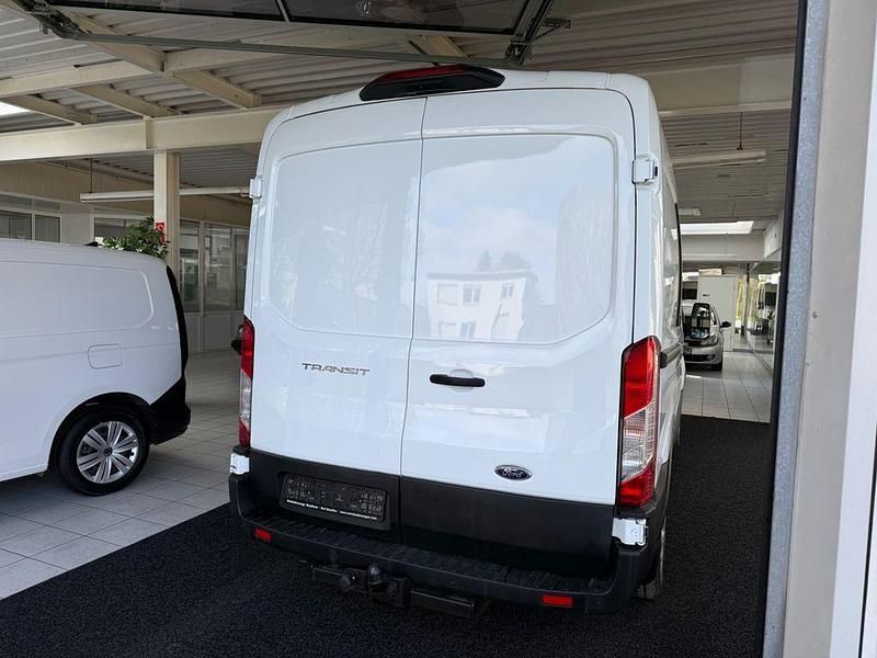 Gebraucht Ford Transit 131 PS (96 kW) 2021 Weiß Van / Kleinbus