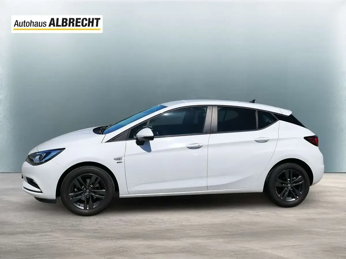 Gebraucht Opel Astra Edition 150 PS (110 kW) 2019 Weiß Limousine