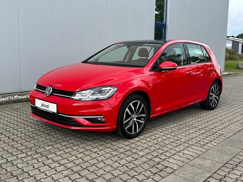 Rot Gebraucht 2019 VW Golf VII Highline Limousine | 16.950 € (Fairer Preis) - Bild 1/4