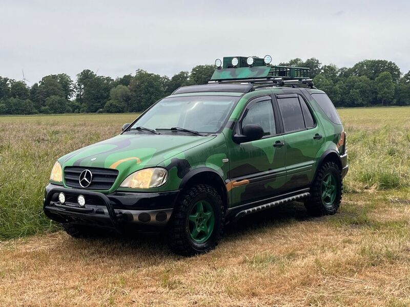 Silber Gebraucht 2000 Mercedes ML320 Style SUV | 5.999 € (Guter Preis) - Bild 1/4