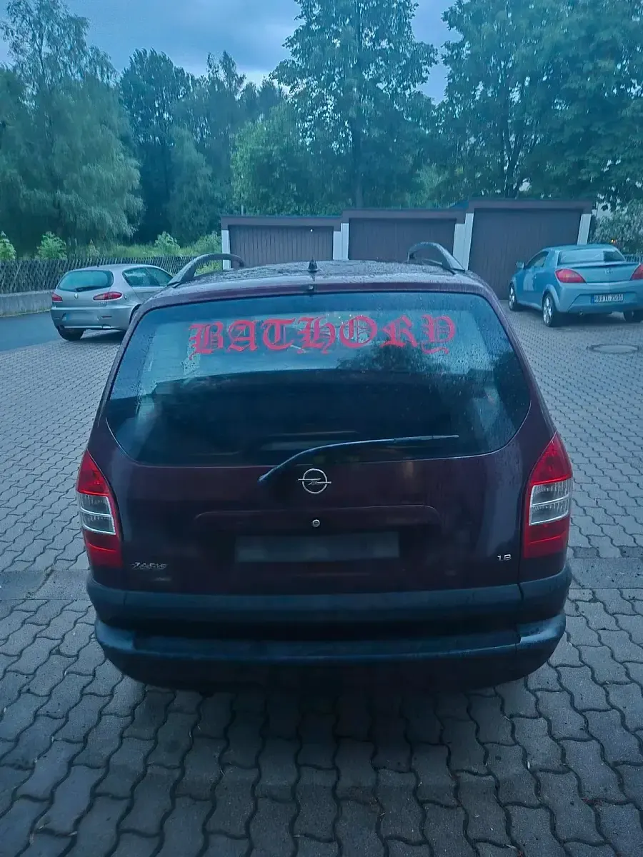 Gebraucht Opel Zafira 125 PS (91 kW) 2004 Rot Van / Kleinbus