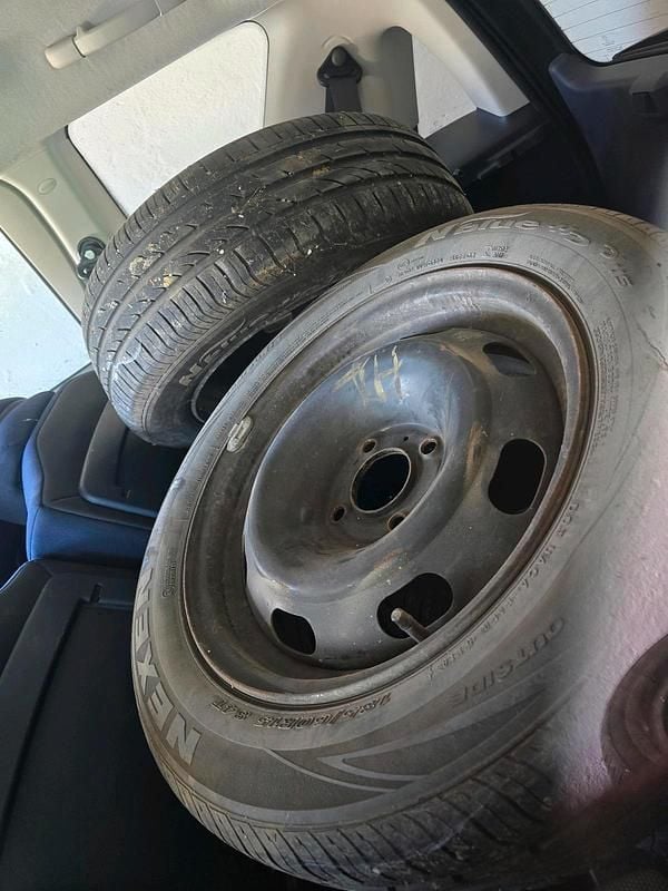 Gebraucht Peugeot 1007 73 PS (53 kW) 2005 Schwarz Van / Kleinbus