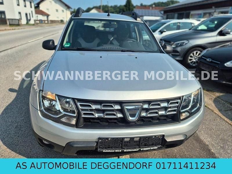 Grau Gebraucht 2017 Dacia Duster SUV | 7.999 € (Superpreis) - Bild 1/4