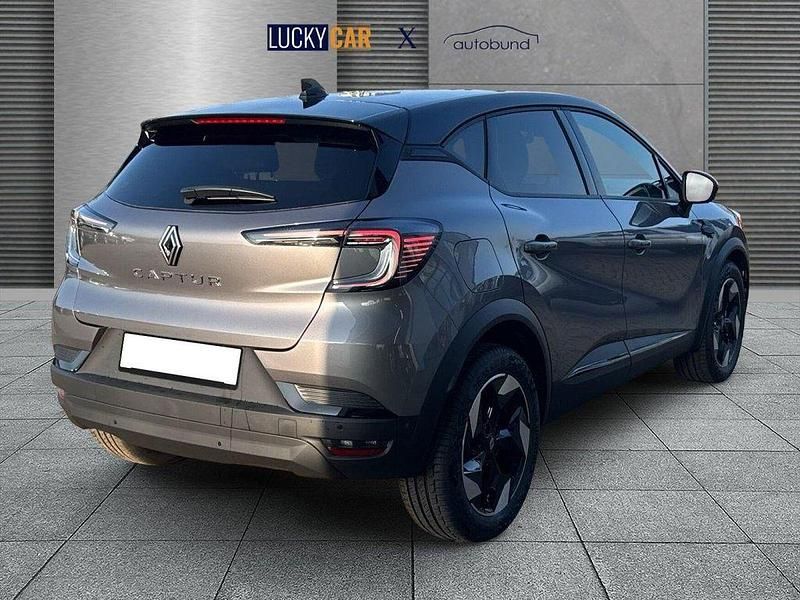 Neu Renault Captur Techno 154 PS (113 kW) 2026 Grau SUV