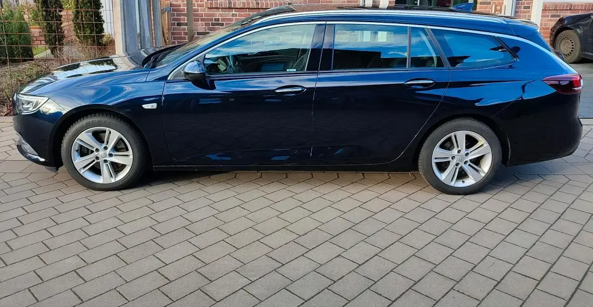 Gebraucht Opel Insignia 136 PS (100 kW) 2017 Blau Kombi