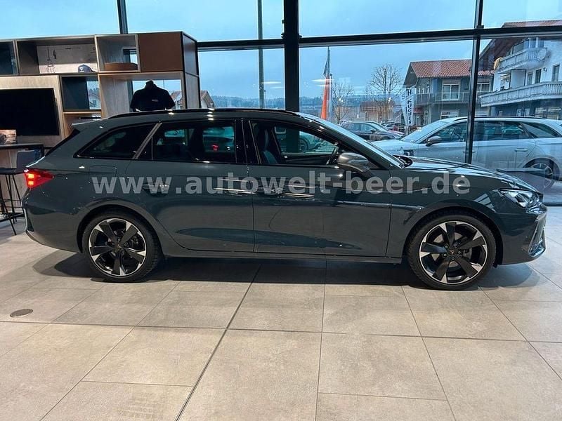 Gebraucht Cupra Leon 150 PS (110 kW) 2024 Blau Limousine