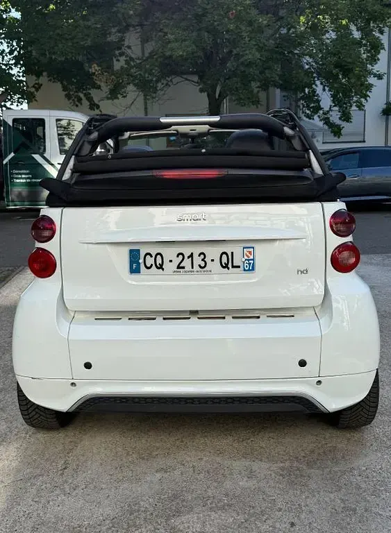 Gebraucht Smart ForTwo Cabrio Passion 71 PS (52 kW) 2012 Weiß Cabrio