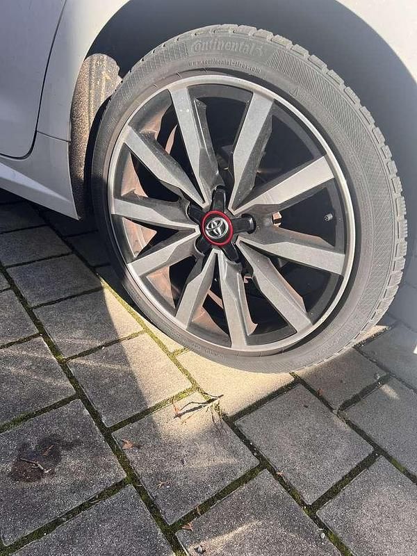 Gebraucht Toyota Corolla Hybrid Sport 184 PS (135 kW) 2019 Weiß Kombi