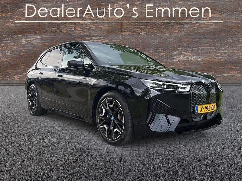Schwarz Gebraucht 2023 BMW iX Executive SUV | 74.999 € (Fairer Preis) - Bild 1/4