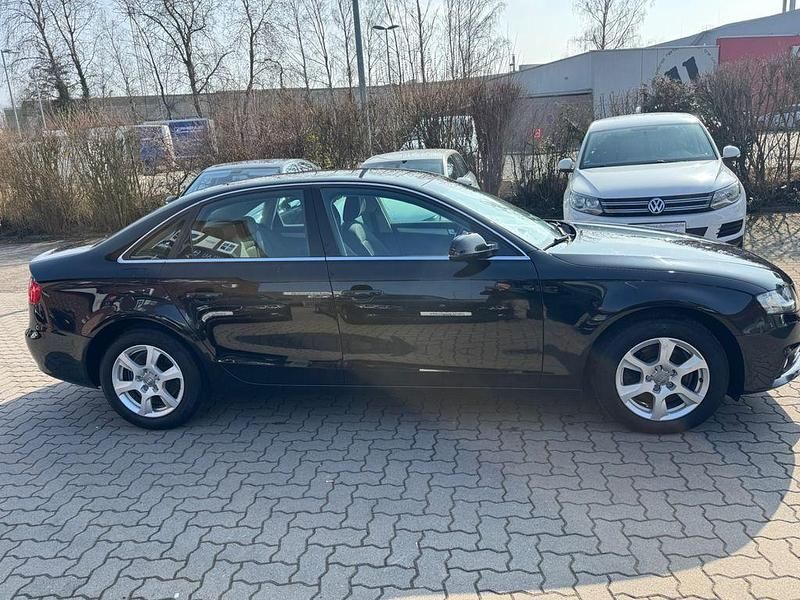 Gebraucht Audi A4 Attraction 160 PS (117 kW) 2009 Schwarz Limousine