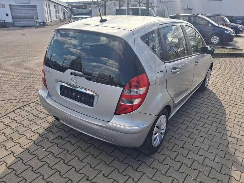 Gebraucht Mercedes A170 Elegance 116 PS (85 kW) 2004 Silber Limousine