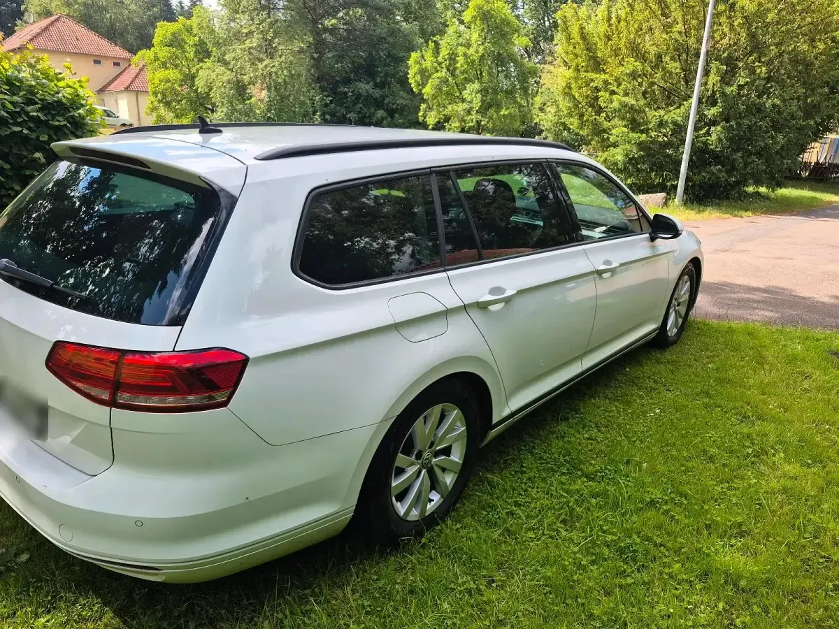 Gebraucht VW Passat 150 PS (110 kW) 2018 Kombi