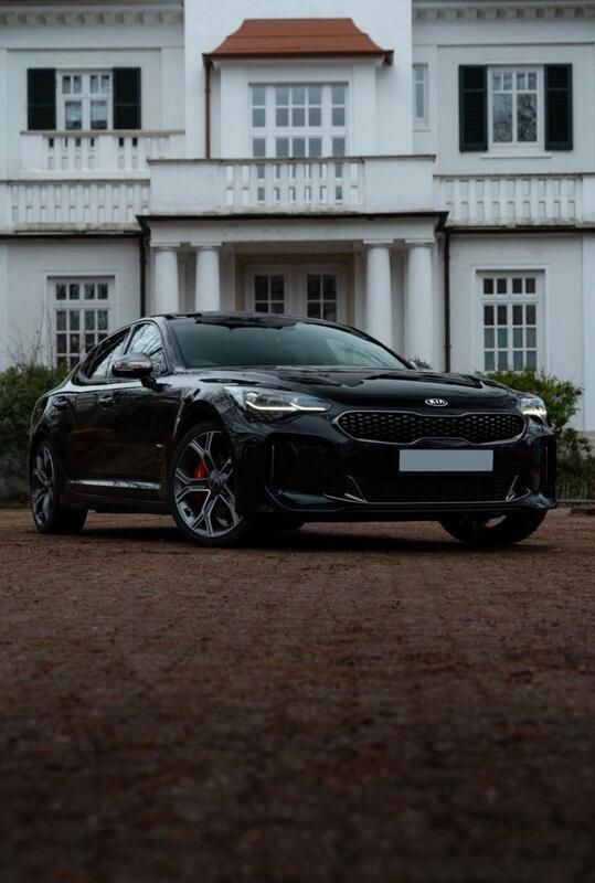 Schwarz Gebraucht 2019 Kia Stinger Limousine | 35.500 € (Fairer Preis) - Bild 1/4