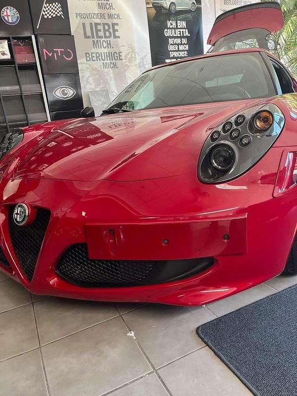 Gebraucht Alfa Romeo 4C 241 PS (177 kW) 2016 Rosso alfa (289) Coupé