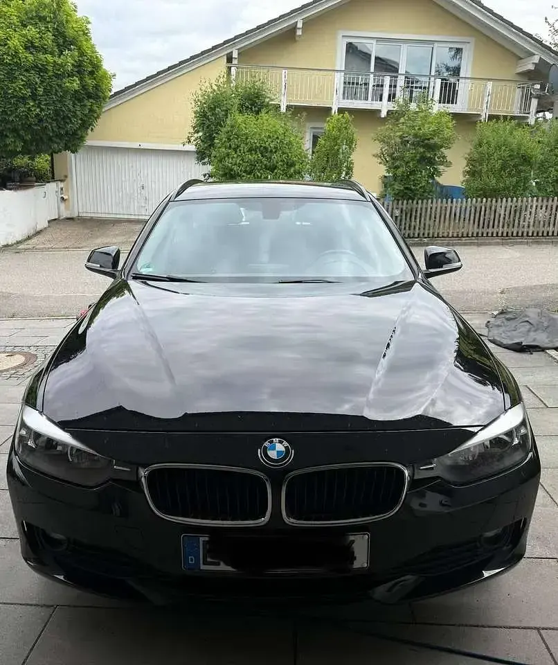Gebraucht BMW 320 184 PS (135 kW) 2015 Schwarz Kombi